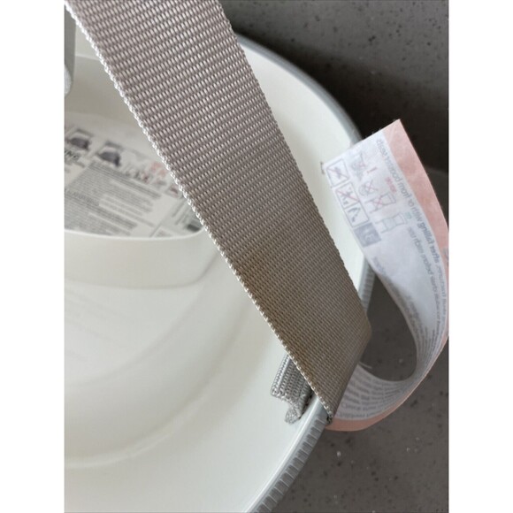 BabyBjörn Booster Seat 069021US White For Toddlers Using Existing Dining Chair - Picture 16 of 16